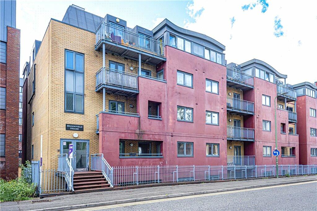 2 bedroom apartment for sale in Brookfield House, Selden Hill, Hemel ...