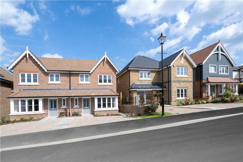 Main image of property: Leopard Lane, Purley on Thames, Reading