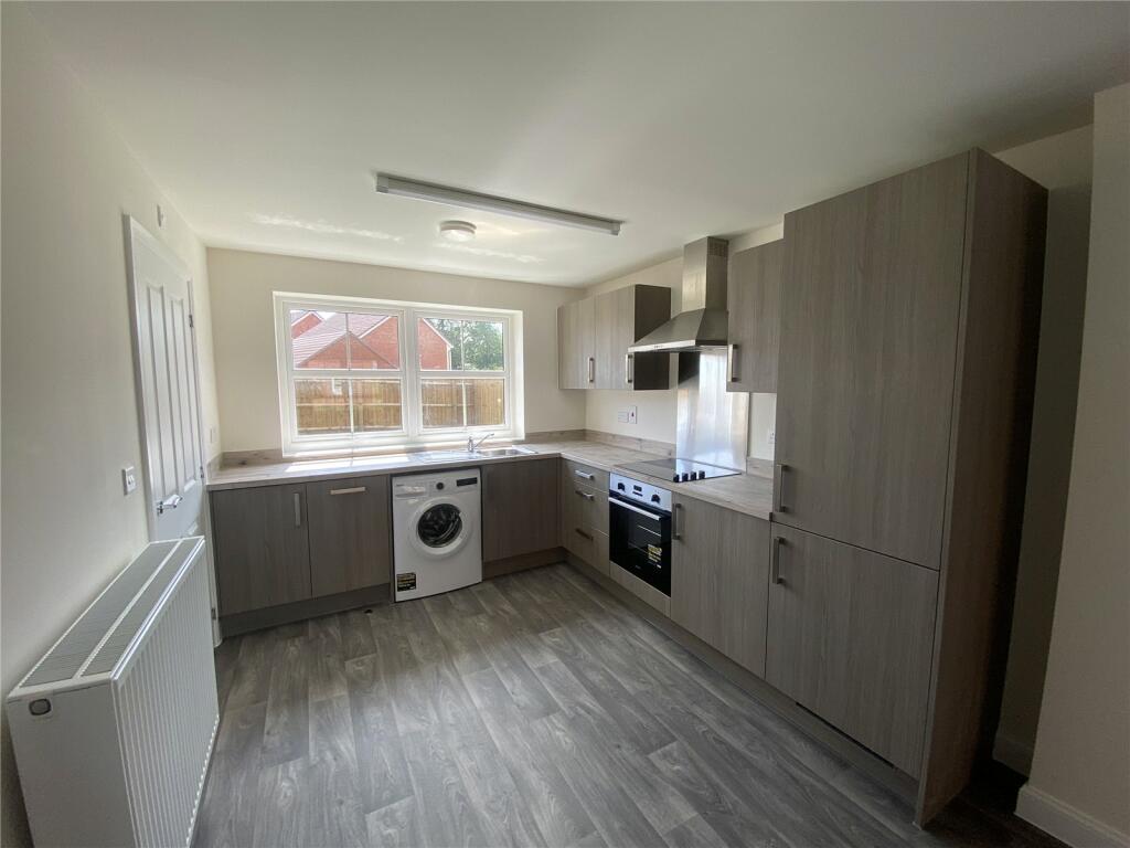Additional property image - Branstons Drive, East Bergholt, Colchester