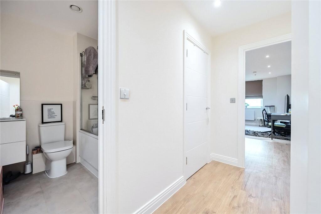 Additional property image - Flat 36, Liberty House, Bessemer Road, Welwyn Garden City