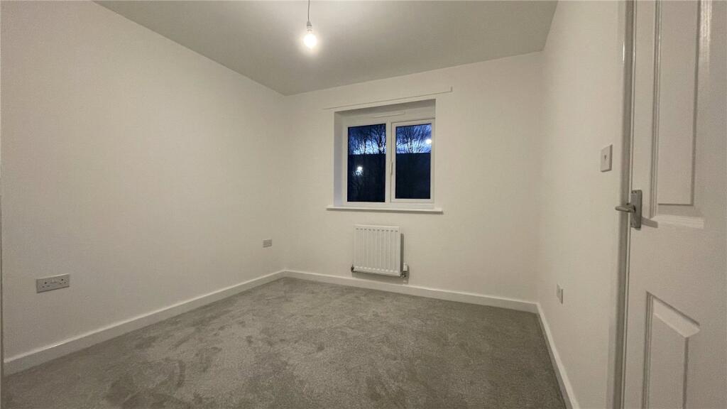 Additional property image - Tarrant Close, Nuneaton, Warwickshire