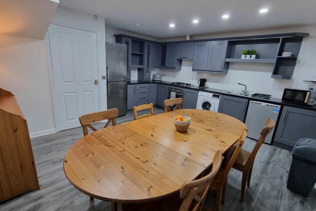 Main image of property: Blackburn Way, Nottingham