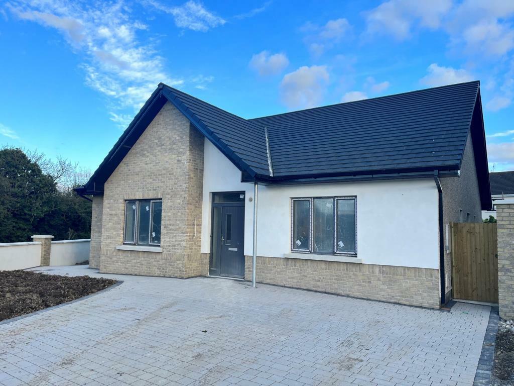 4 bedroom detached bungalow for sale in 18 Cois Urlann, Downings North