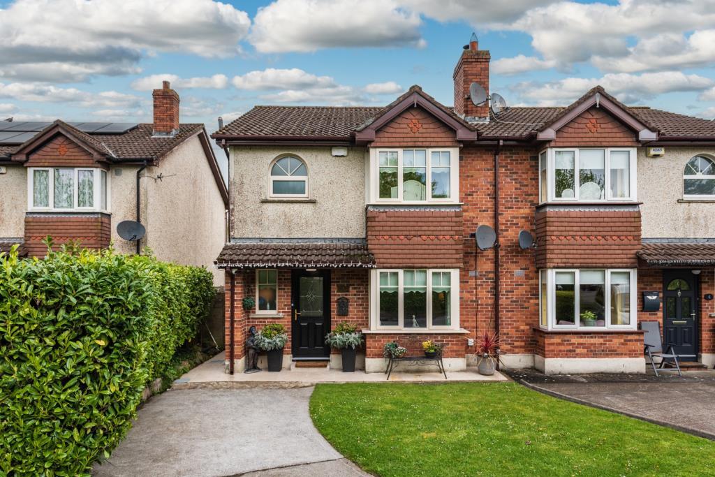 Main image of property: 5 The Crescent, College Wood Park, Clane, Co. Kildare, W91 FE03