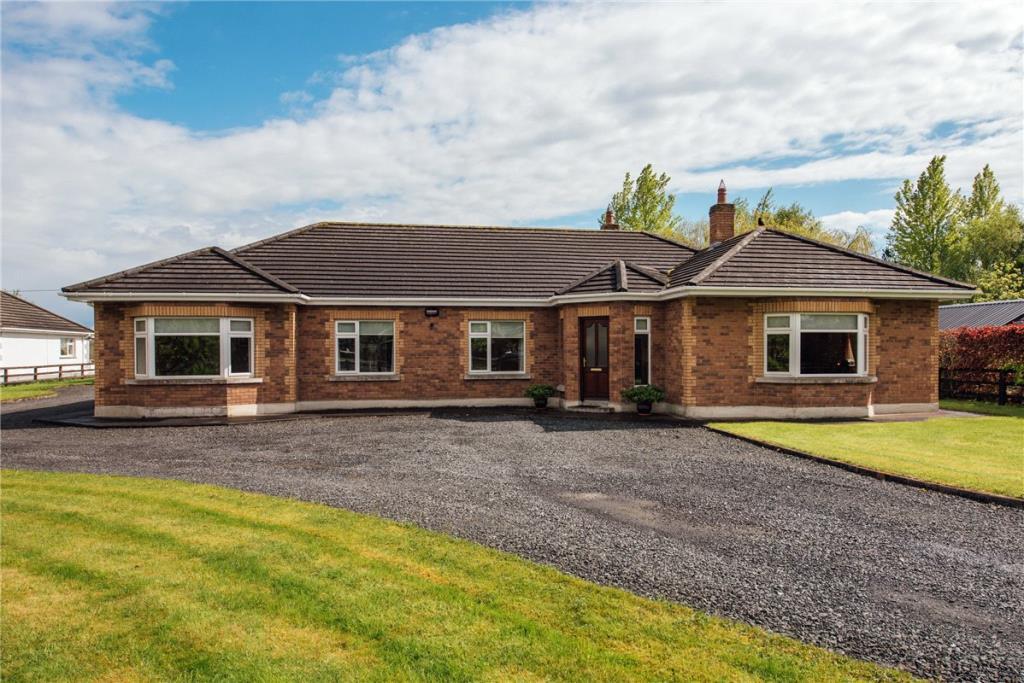 5 bedroom detached bungalow for sale in Curryhills, Prosperous, Co