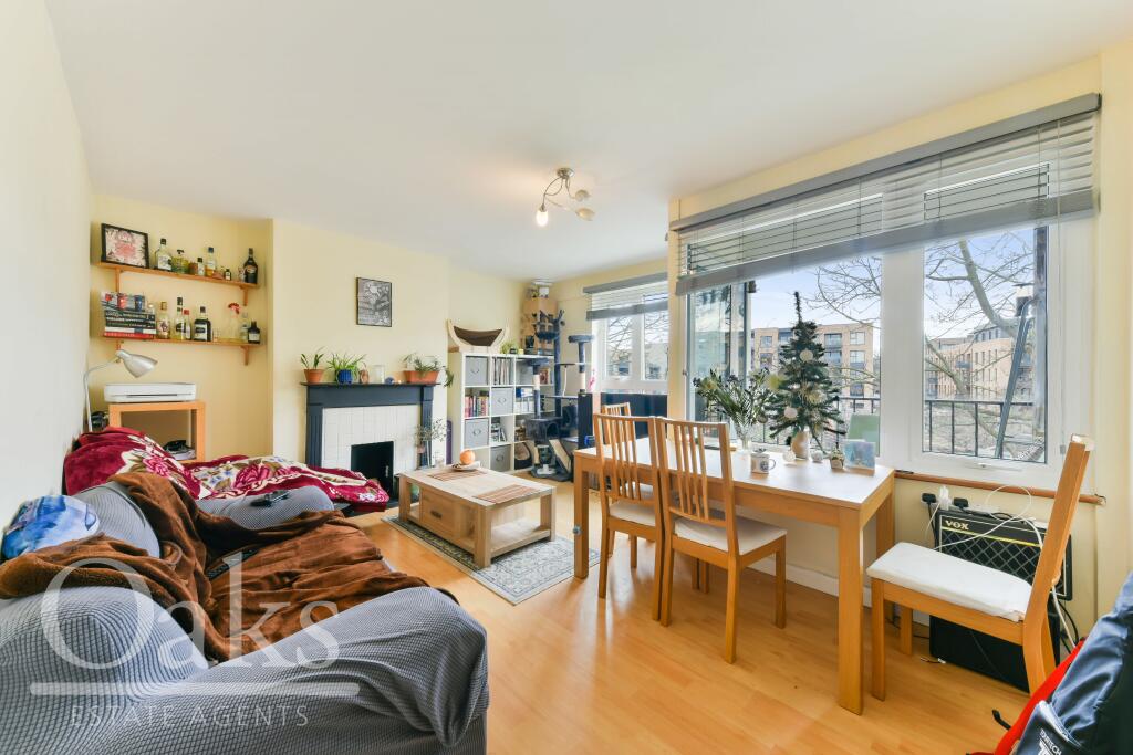 Main image of property: Clarence Crescent, Clapham