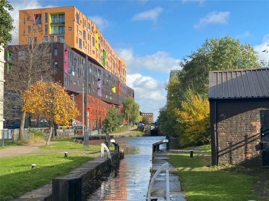 2 bedroom apartment for sale in Lampwick Lane, Manchester, Greater