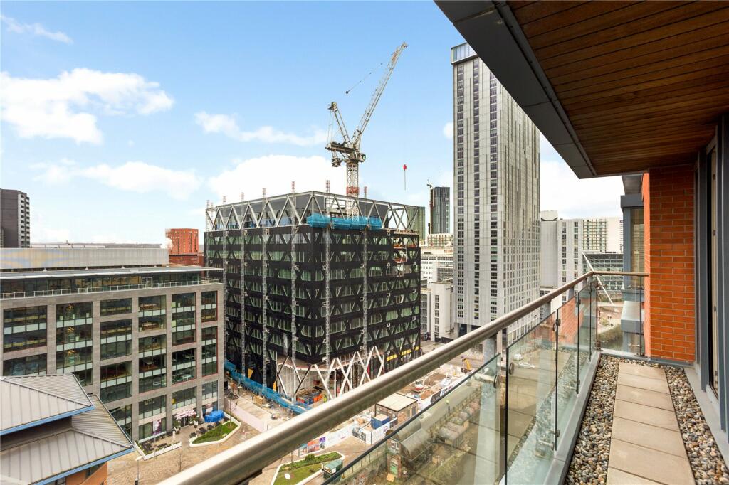 2 bedroom duplex for sale in Leftbank, Manchester, Greater Manchester, M3