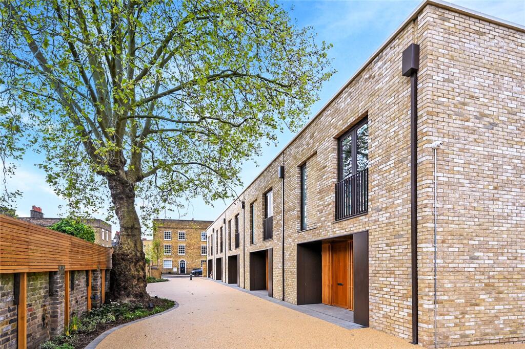 Main image of property: Walcot Mews, Walcot Square, London, SE11