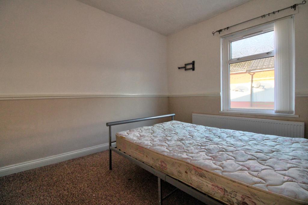 3 bedroom terraced house for sale in Glandwr Street, Abertillery, NP13