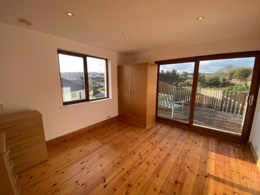 3 bedroom detached house for sale in Bella Vista Gardens, Penryn, TR10