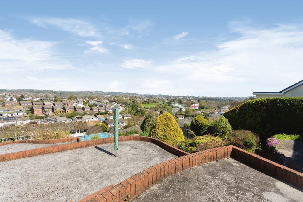 2 bedroom detached bungalow for sale in Nut Bush Lane, Torquay, TQ2