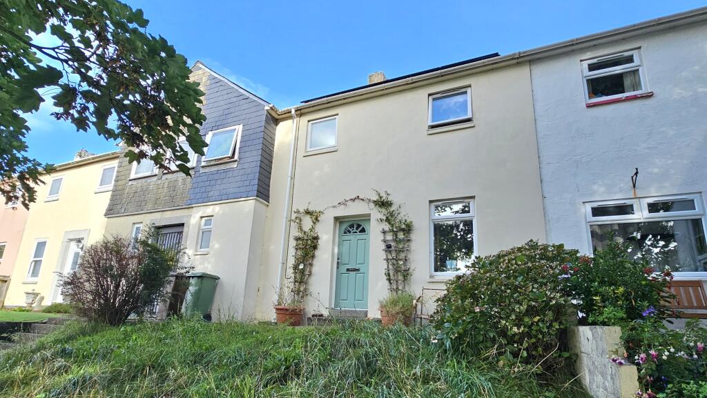 3 bedroom terraced house for sale in Mirador Place, Plymouth, PL4