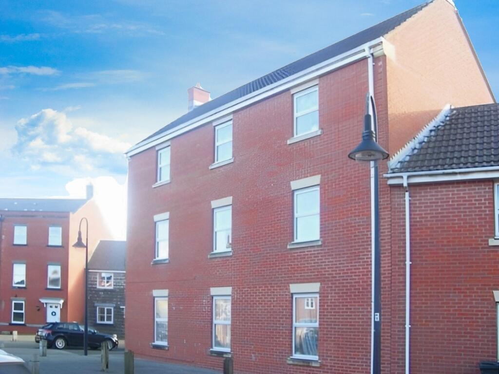 2 bedroom flat for sale in Stroud Way, Westonsupermare, BS24