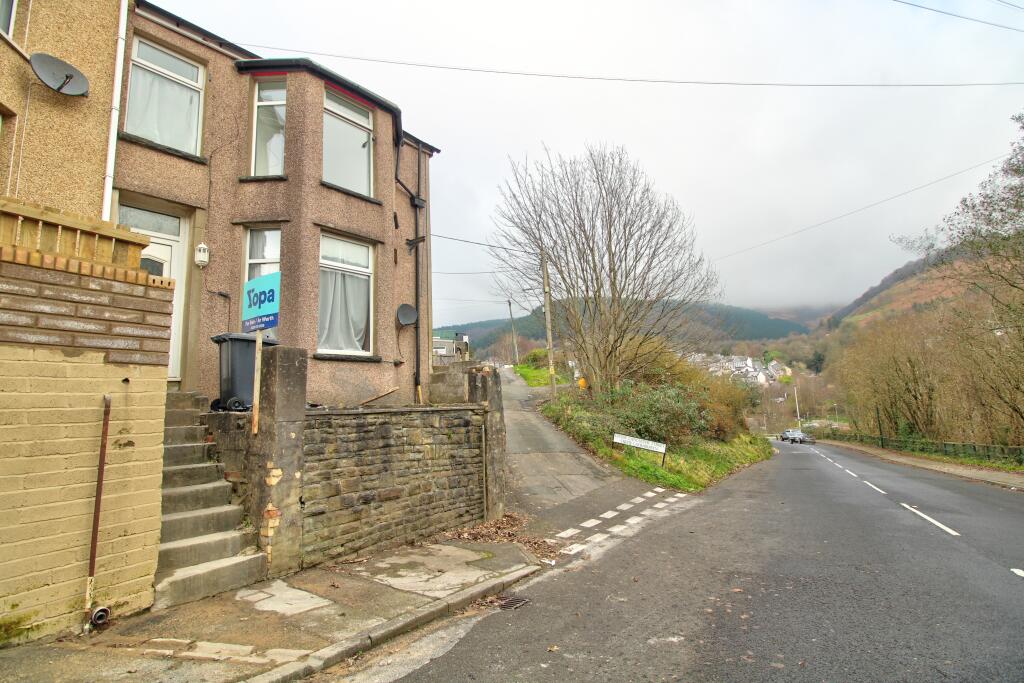 3 bedroom end of terrace house for sale in Six Bells Road, Abertillery