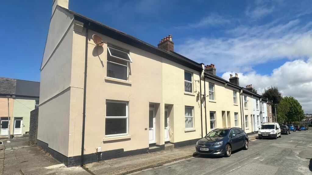 2 bedroom terraced house for sale in Packington Street, Plymouth, PL2