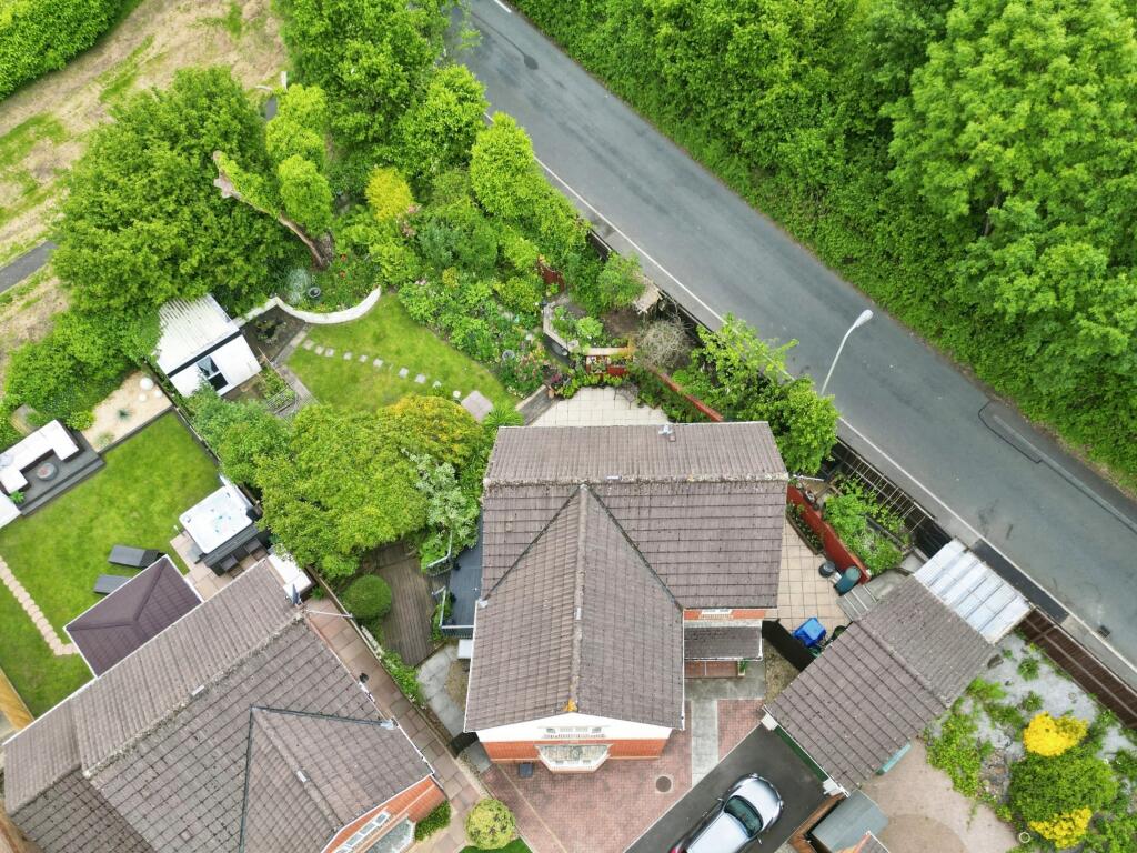 Additional property image - Clos Cae Pwll, Treharris, CF46