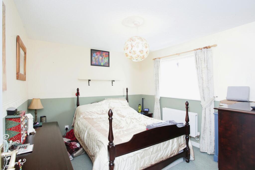 Additional property image - Clos Cae Pwll, Treharris, CF46