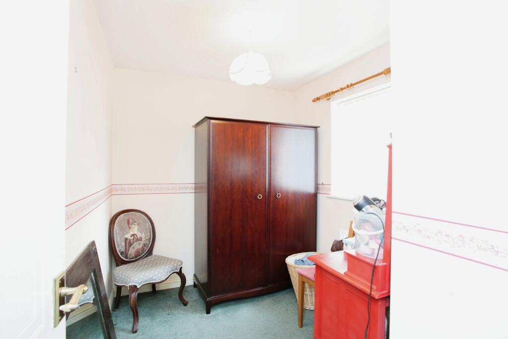 Additional property image - Clos Cae Pwll, Treharris, CF46