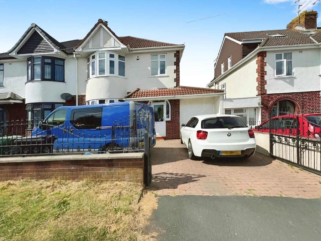 3 bedroom semidetached house for sale in Davids Road, Bristol, BS14