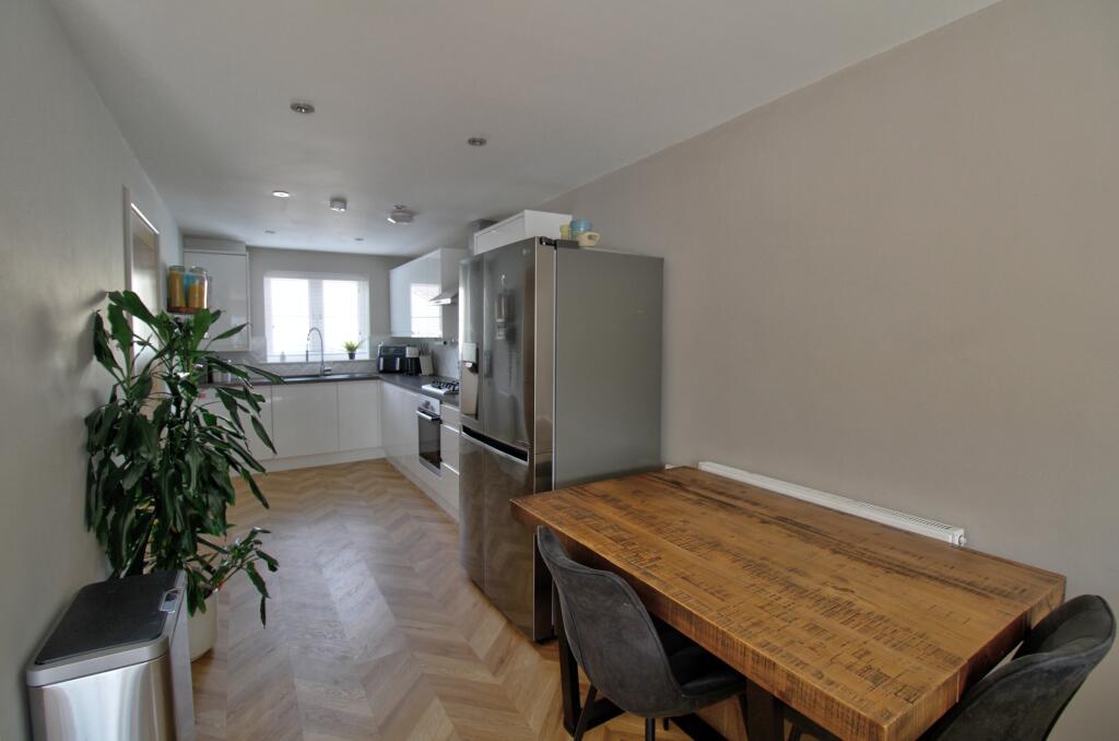 Additional property image - Broad Lane, Bristol, BS37
