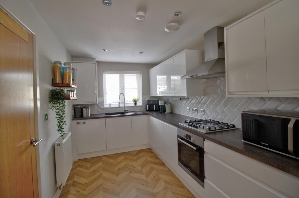 Additional property image - Broad Lane, Bristol, BS37