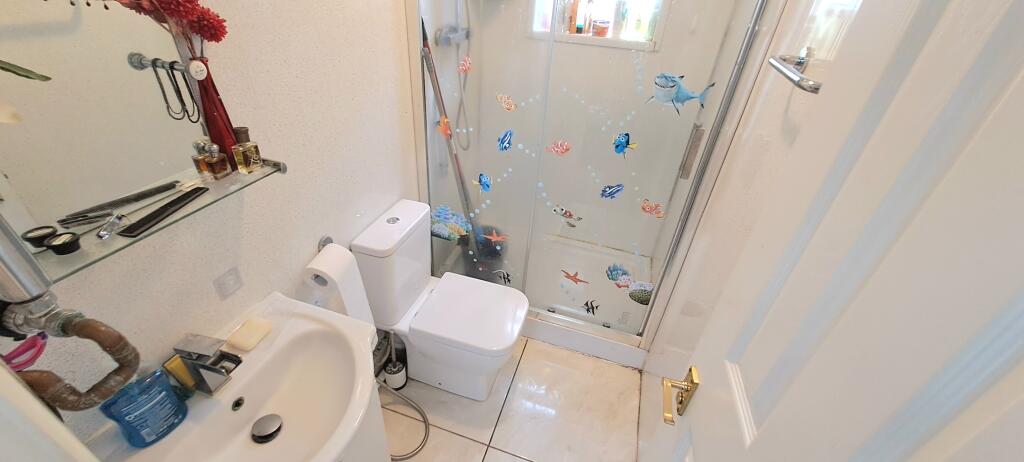 Additional property image - Newport Road, Cardiff, CF24