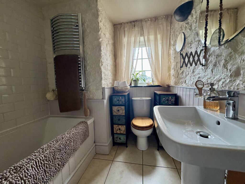 Additional property image - Waterloo Road, Shepton Mallet, BA4