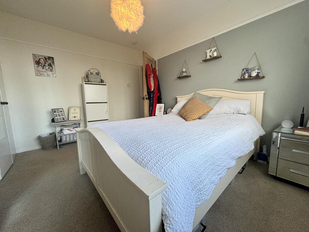 Additional property image - Ilchester Crescent, Bristol, BS13