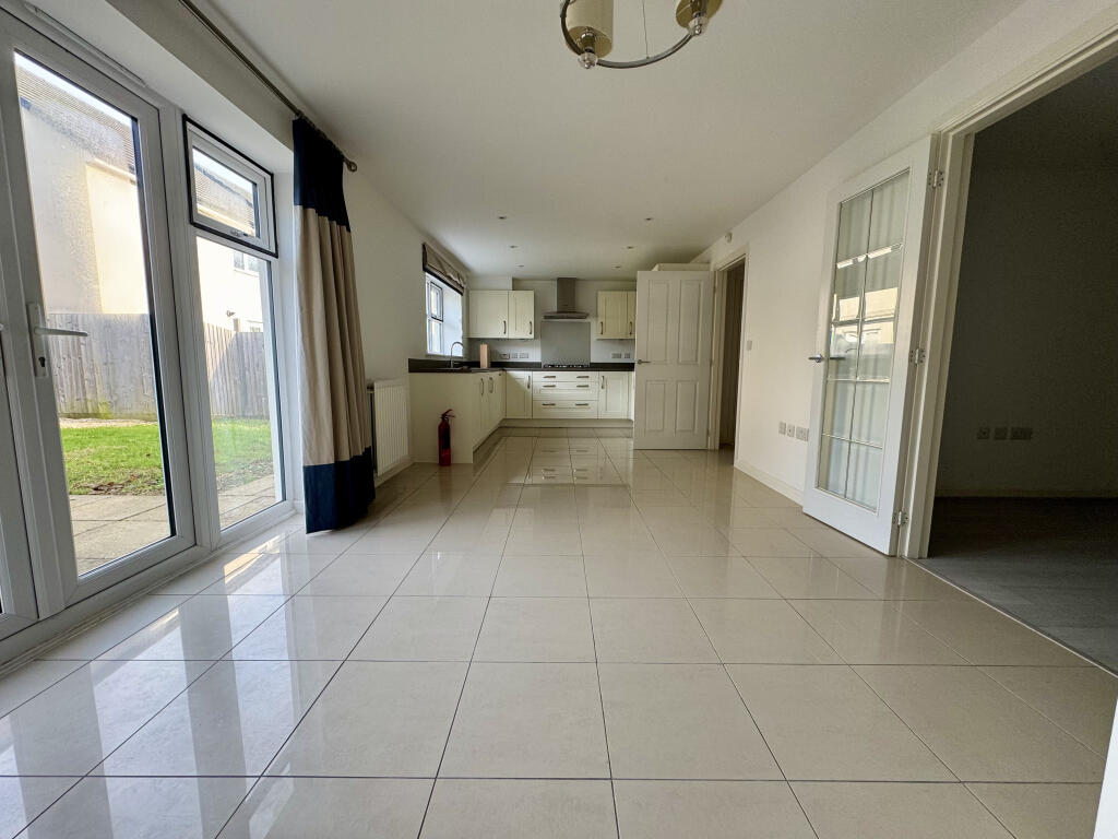 Additional property image - Oak Leaze, Bristol, BS34