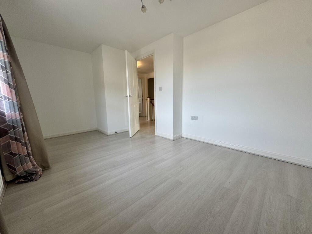 Additional property image - Oak Leaze, Bristol, BS34