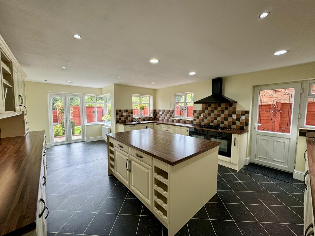 Additional property image - Northbrook Road, Shirley, Solihull, B90