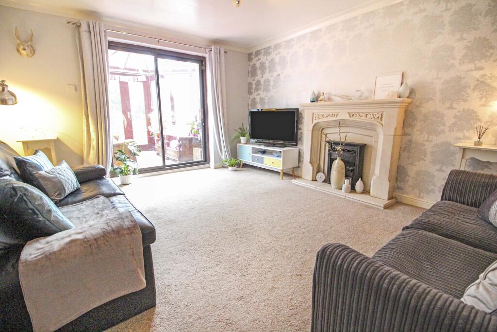 Additional property image - Otter Close, Redditch, B98