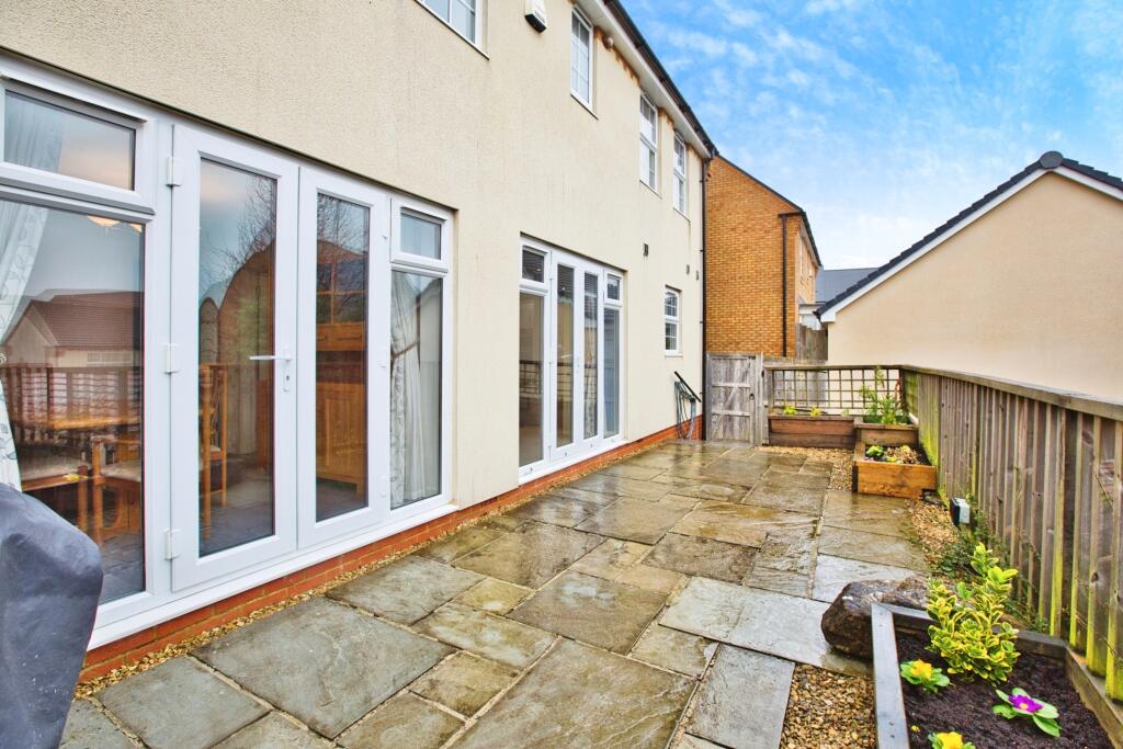 Additional property image - Great Mead, Yeovil, BA21