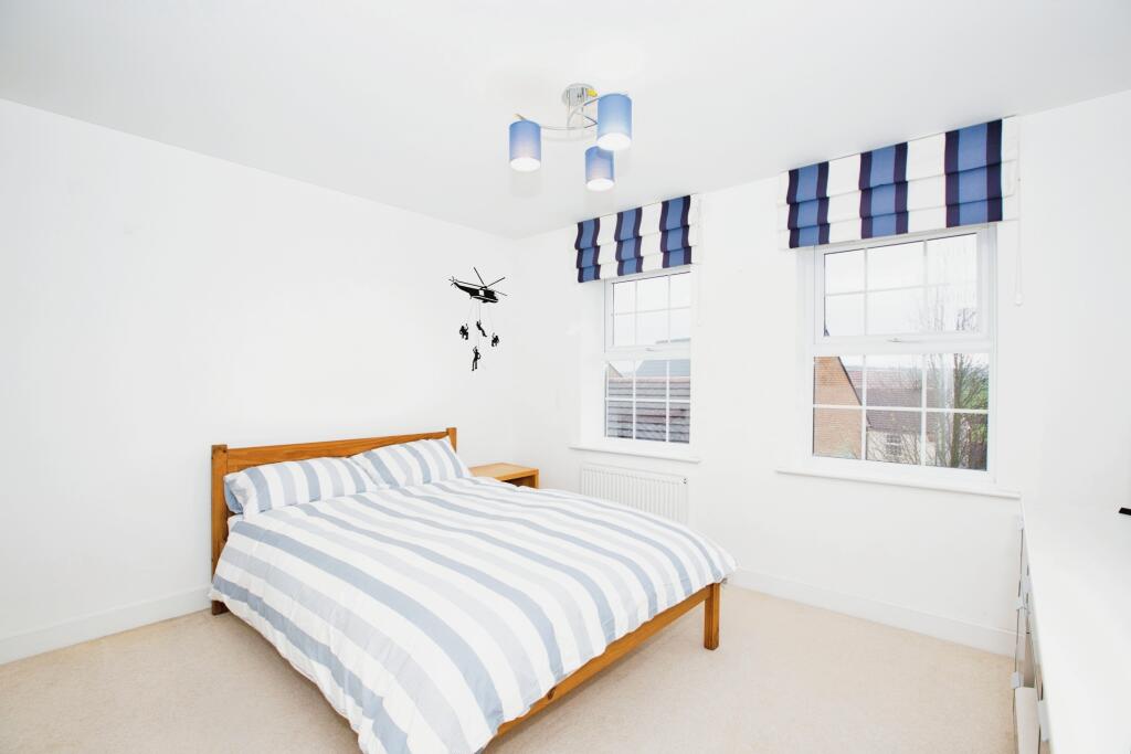 Additional property image - Great Mead, Yeovil, BA21