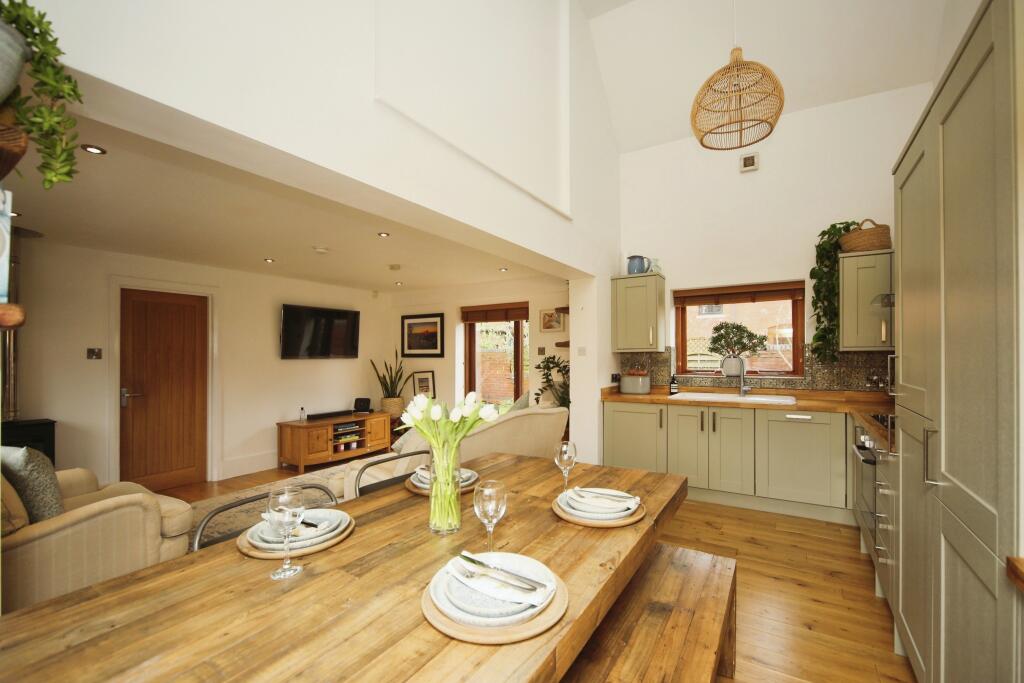 Additional property image - Gorcott Hill, Redditch, B98