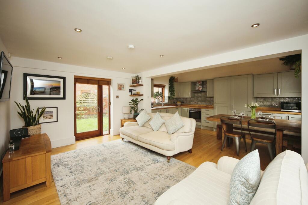 Additional property image - Gorcott Hill, Redditch, B98