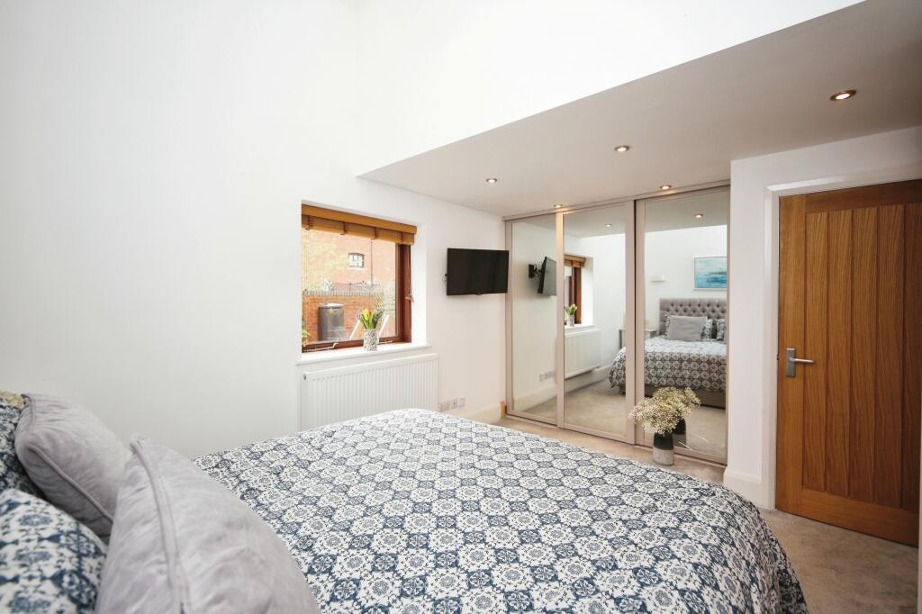 Additional property image - Gorcott Hill, Redditch, B98