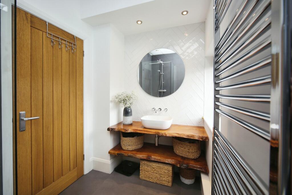 Additional property image - Gorcott Hill, Redditch, B98