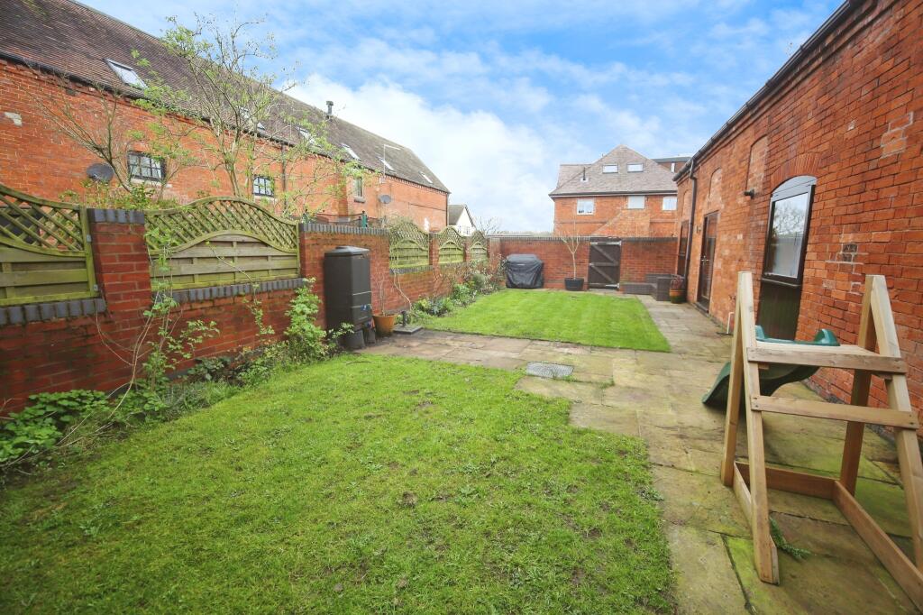 Additional property image - Gorcott Hill, Redditch, B98