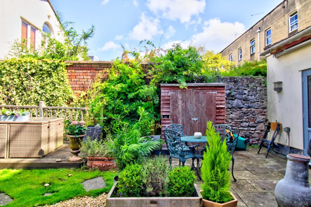 2 bedroom apartment for sale in Apsley Road, Bristol, BS8