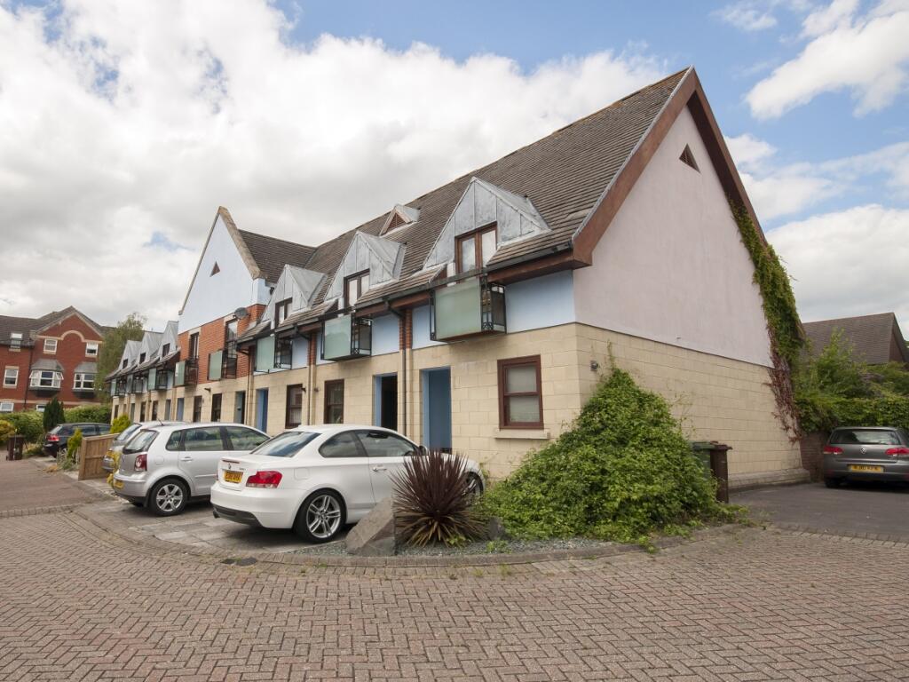 Main image of property: Jackman Close, Abingdon