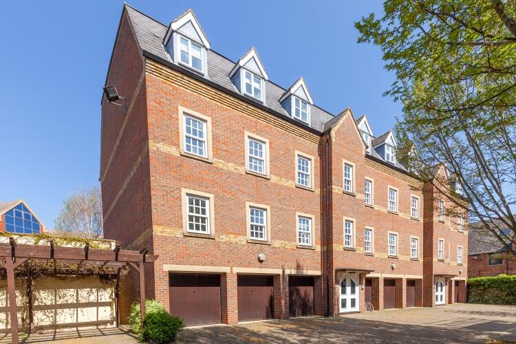 Main image of property: St Thomas Street, Central Oxford