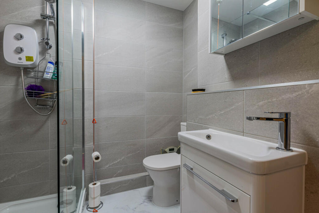 Additional property image - Ipswich Road, Colchester, CO4