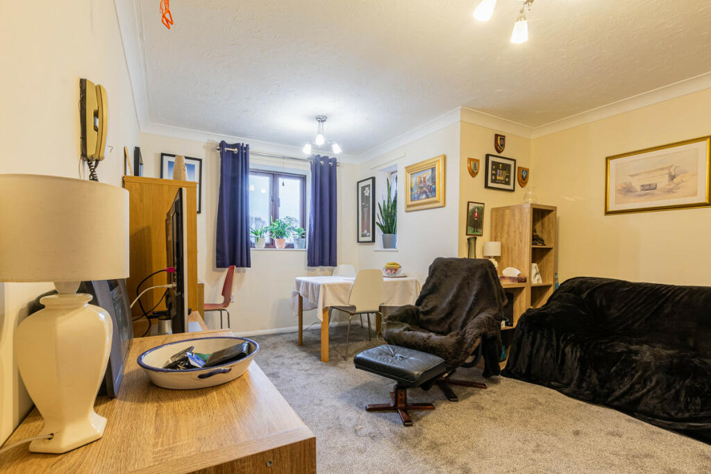 Additional property image - Ipswich Road, Colchester, CO4