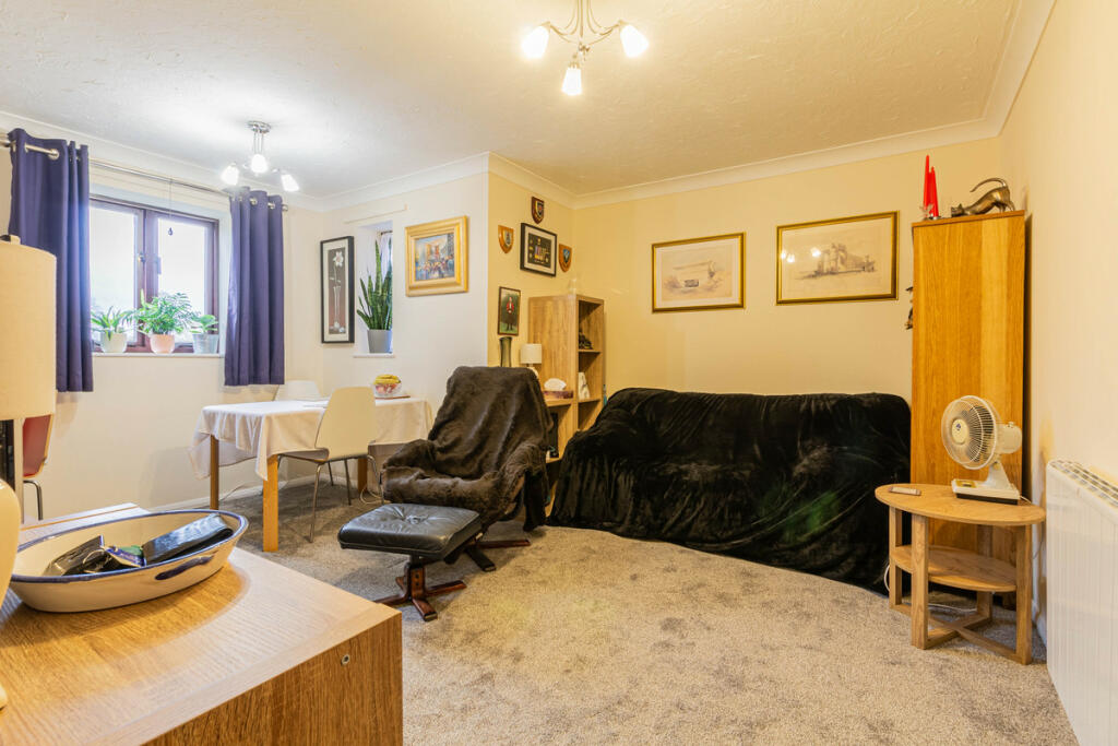 Additional property image - Ipswich Road, Colchester, CO4