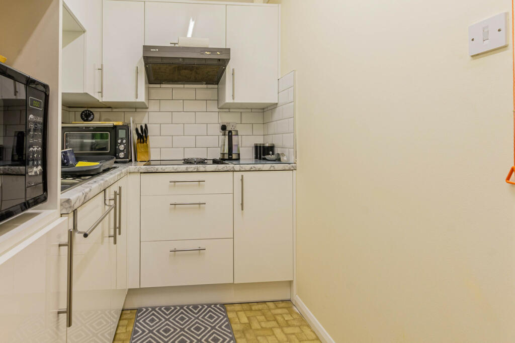 Additional property image - Ipswich Road, Colchester, CO4