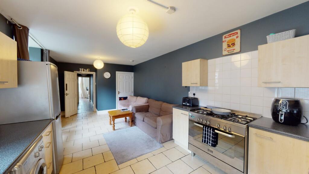 Additional property image - 33a, Gillott Road B16 0EU