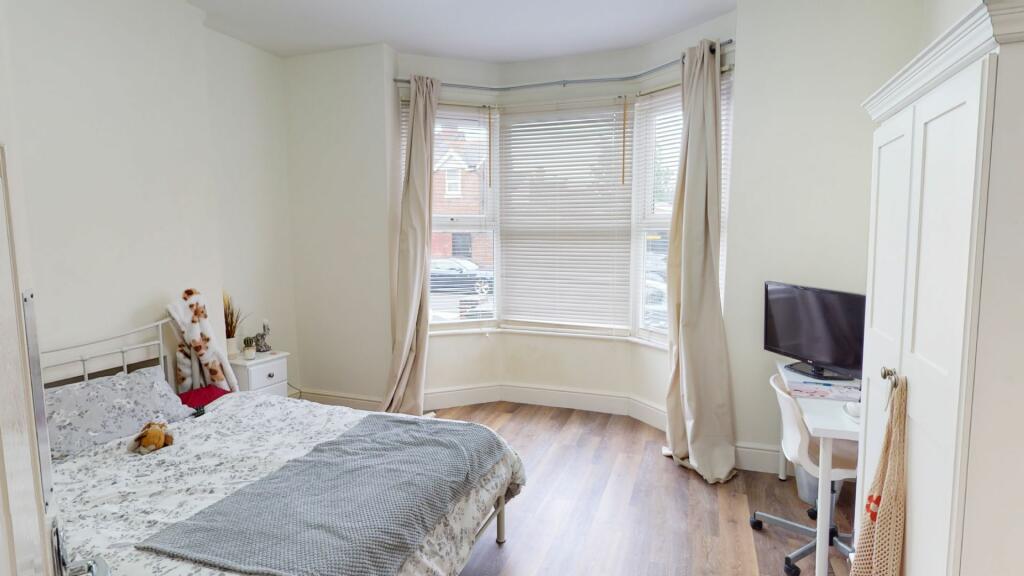 Additional property image - 33a, Gillott Road B16 0EU