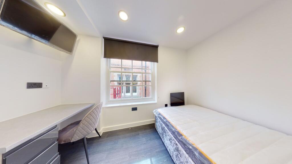 Main image of property: Flat 1, - Room B, Bridlesmith Gate 37-41 NG1 2GN